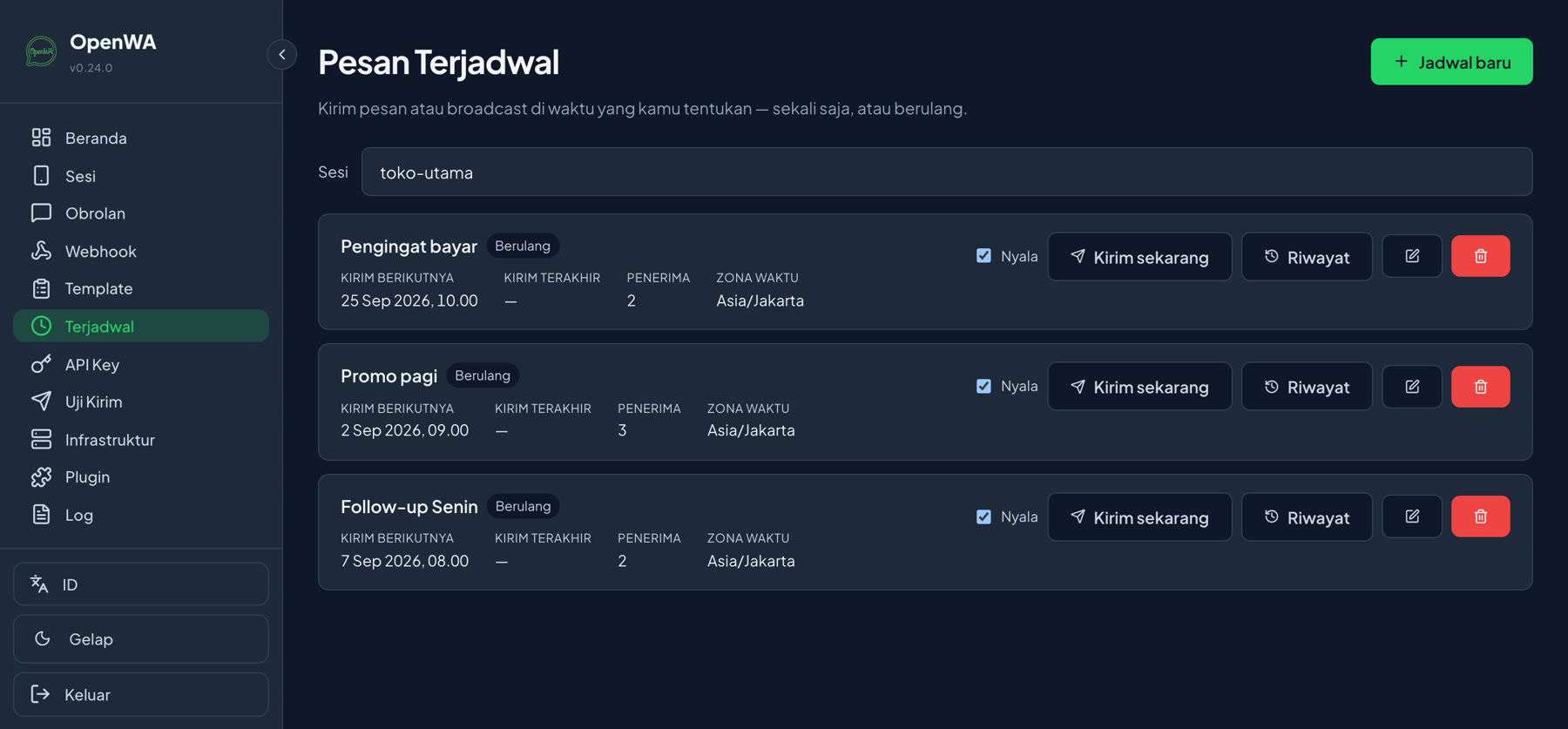 Dashboard OpenWA Course Edition (tema gelap) — menu Pesan Terjadwal dengan tiga jadwal berulang: Pengingat bayar, Promo pagi, Follow-up Senin